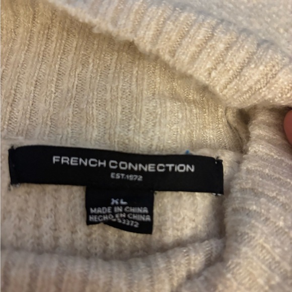 ✨ Cozy French Connection Mock Neck Sweater – XL – Neutral Cream ✨ - Picture 4 of 4